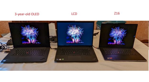 A group of laptops on a table

Description automatically generated with medium confidence